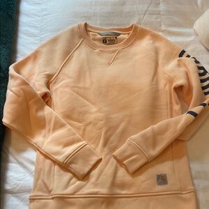 Carhartt Peach women’s Sweater-shirt, never worn, like new.